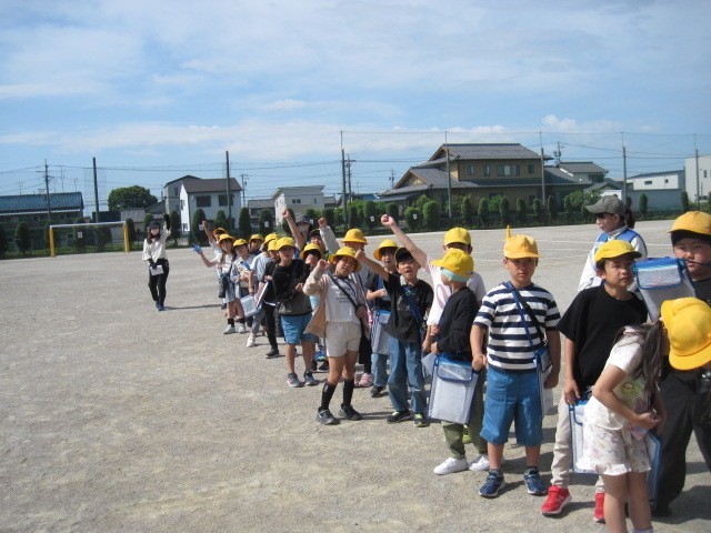校区探検にレッツゴー！